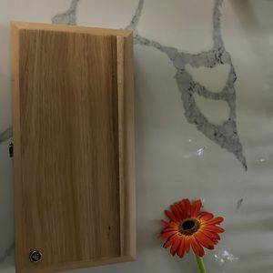 Wustof 10 piece steak knife with carving set; acacia wood box for storage